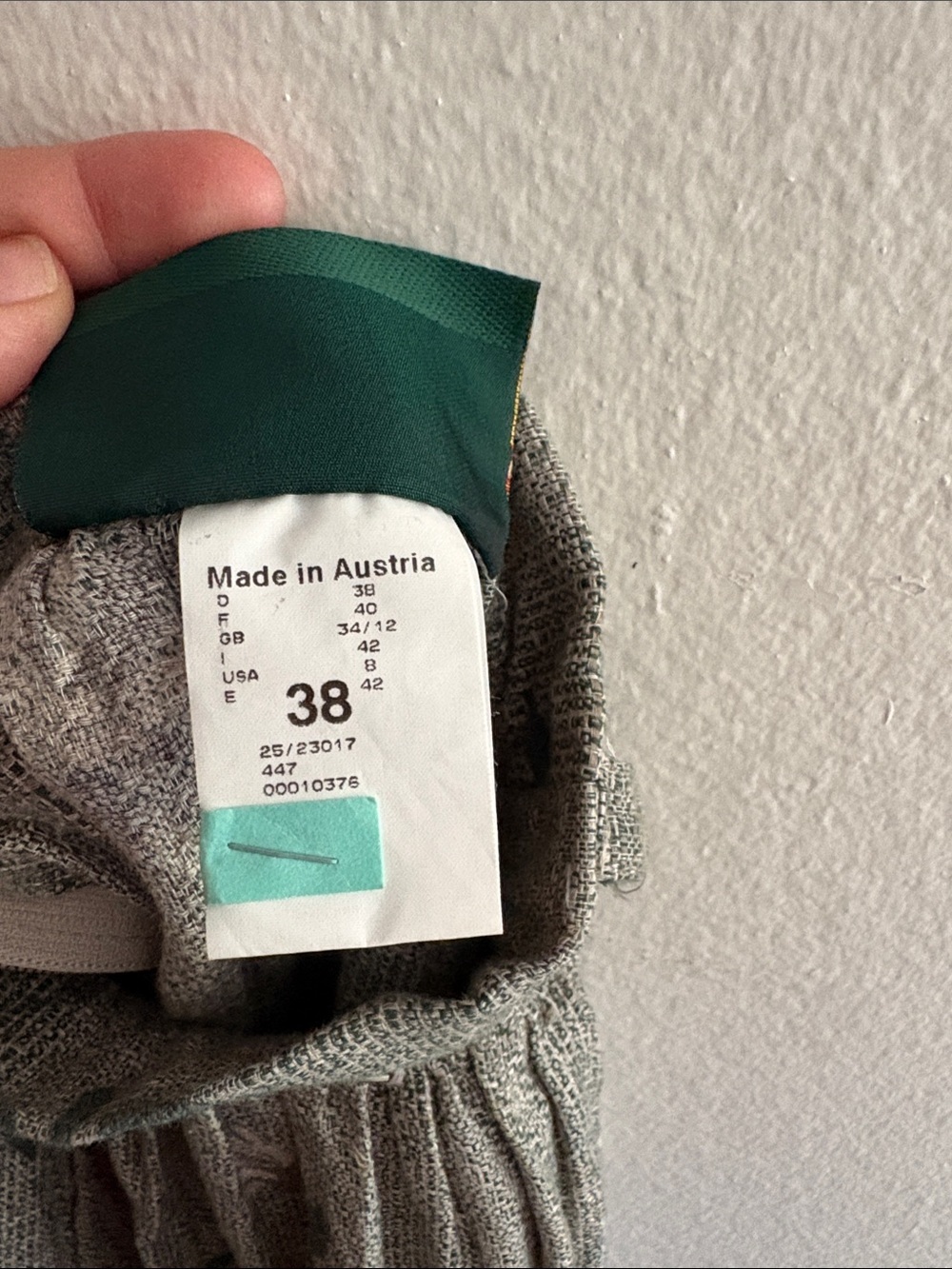 Vintage Giesswein Wool Blend Skirt - Picture 6 of 6